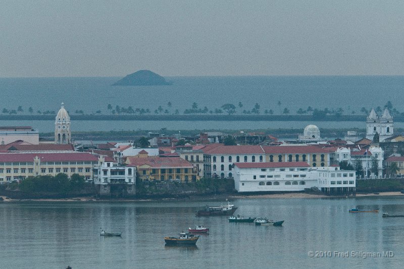 20101203_184007 D300.jpg - Casco Viejo from the Intercontinental Hotel.  The dome of the Iglesias San Francisco and Metropolitam Cathedral is clearly seen